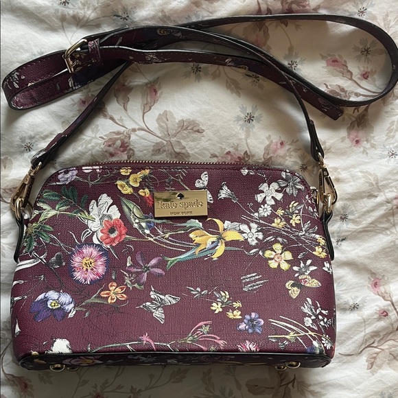 Inspired by Kate Spade New York floral print crossbody bag (READ DESCRIPTION) - Picture 1 of 5